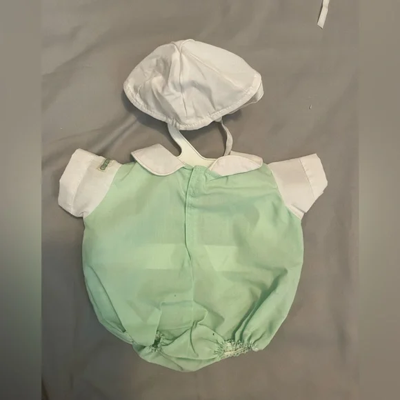 Vintage Cabbage Patch Kids PREEMIE Doll Clothes Lot w/Official Hangers ~1982 - Picture 5 of 16